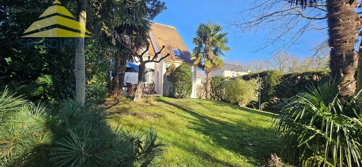 Maison à BOUSSY-SAINT-ANTOINE