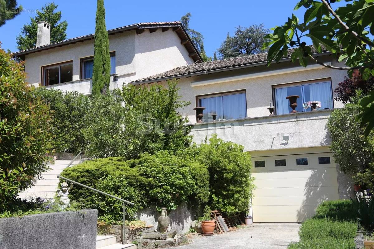 Maison à MOURS-SAINT-EUSEBE