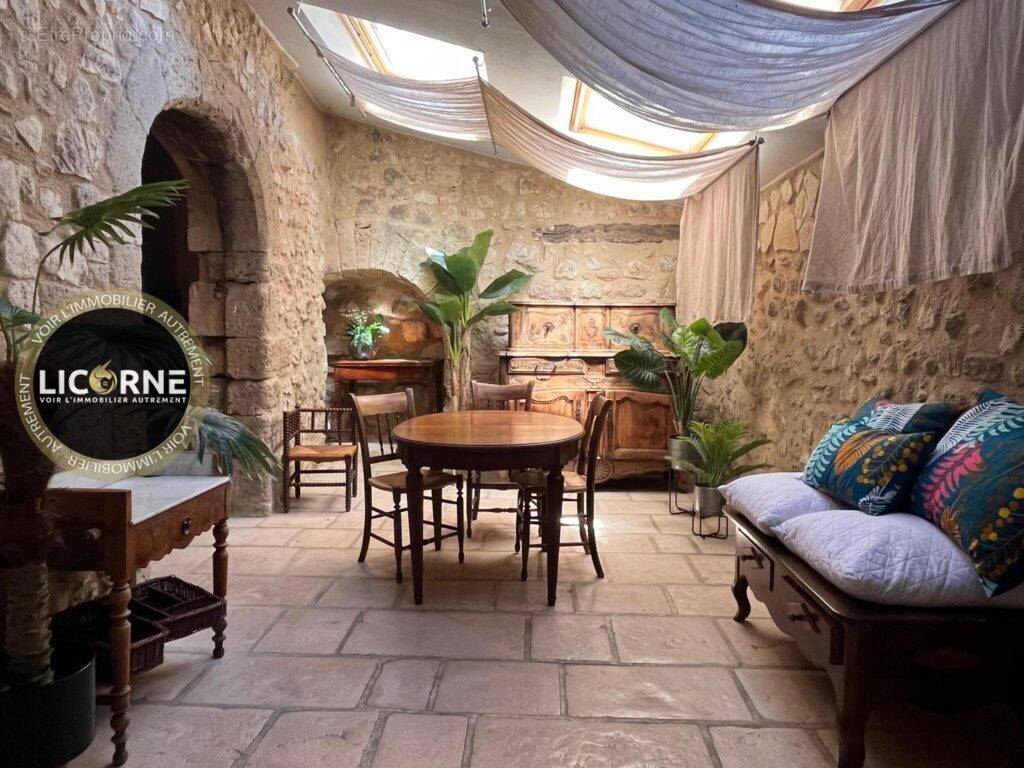 Maison à PERTUIS