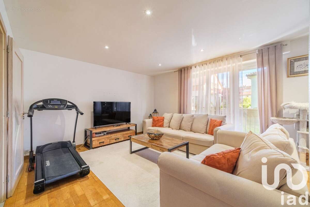 Photo 2 - Appartement à ILLZACH