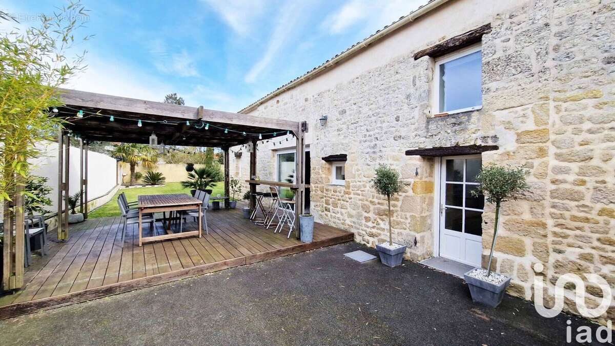 Photo 2 - Maison à FONTAINES