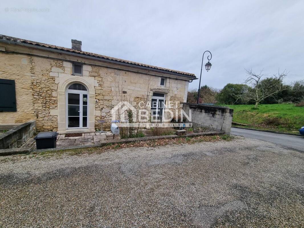 Maison à LA SAUVE