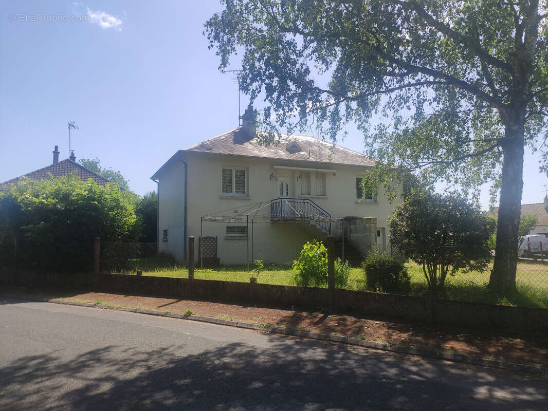 Maison à SAINT-LAURENT-NOUAN