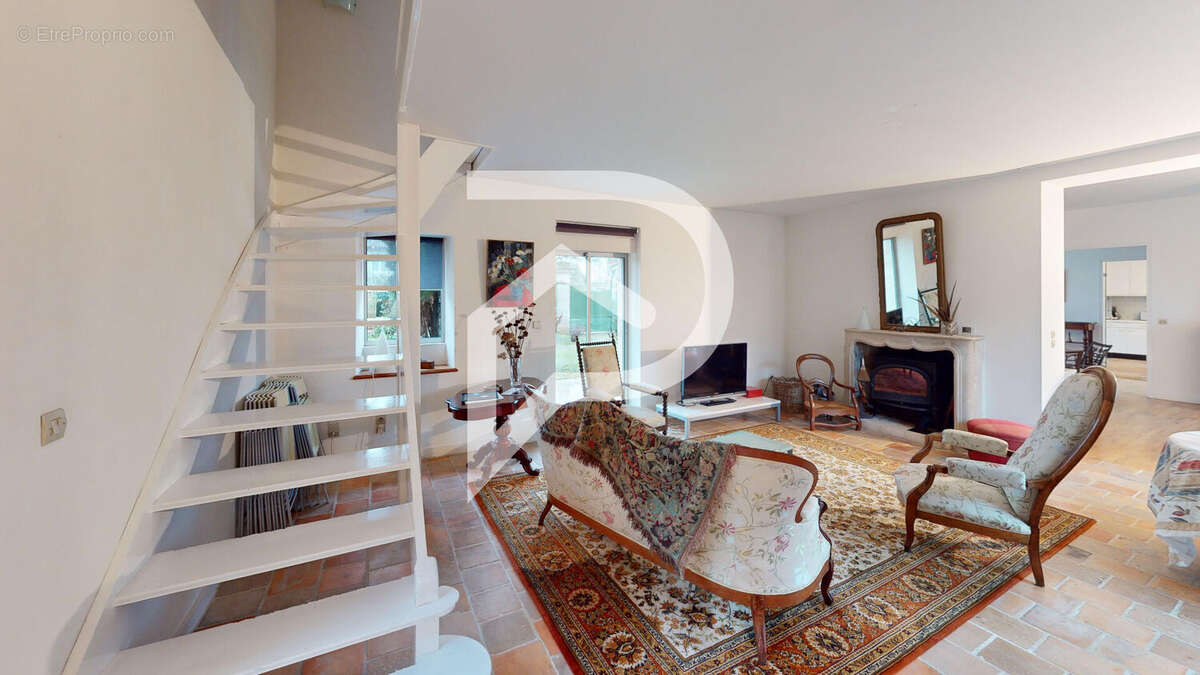 Maison à POITIERS