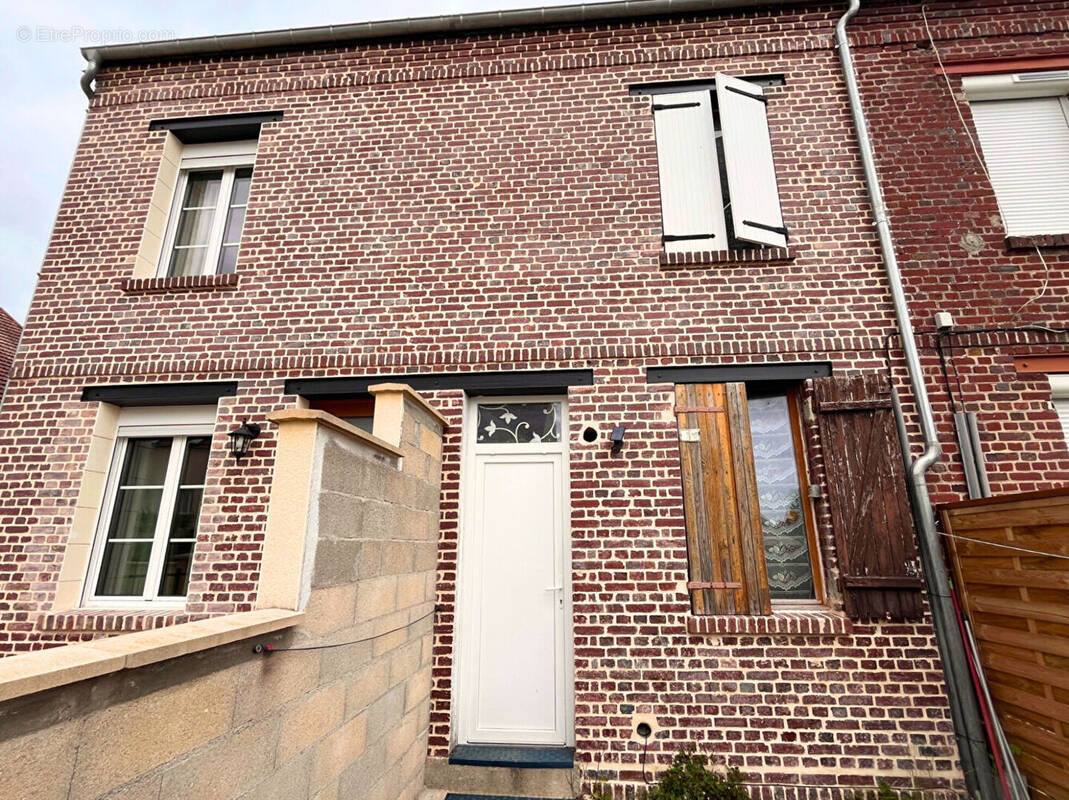 Maison à LE MESNIL-EN-THELLE