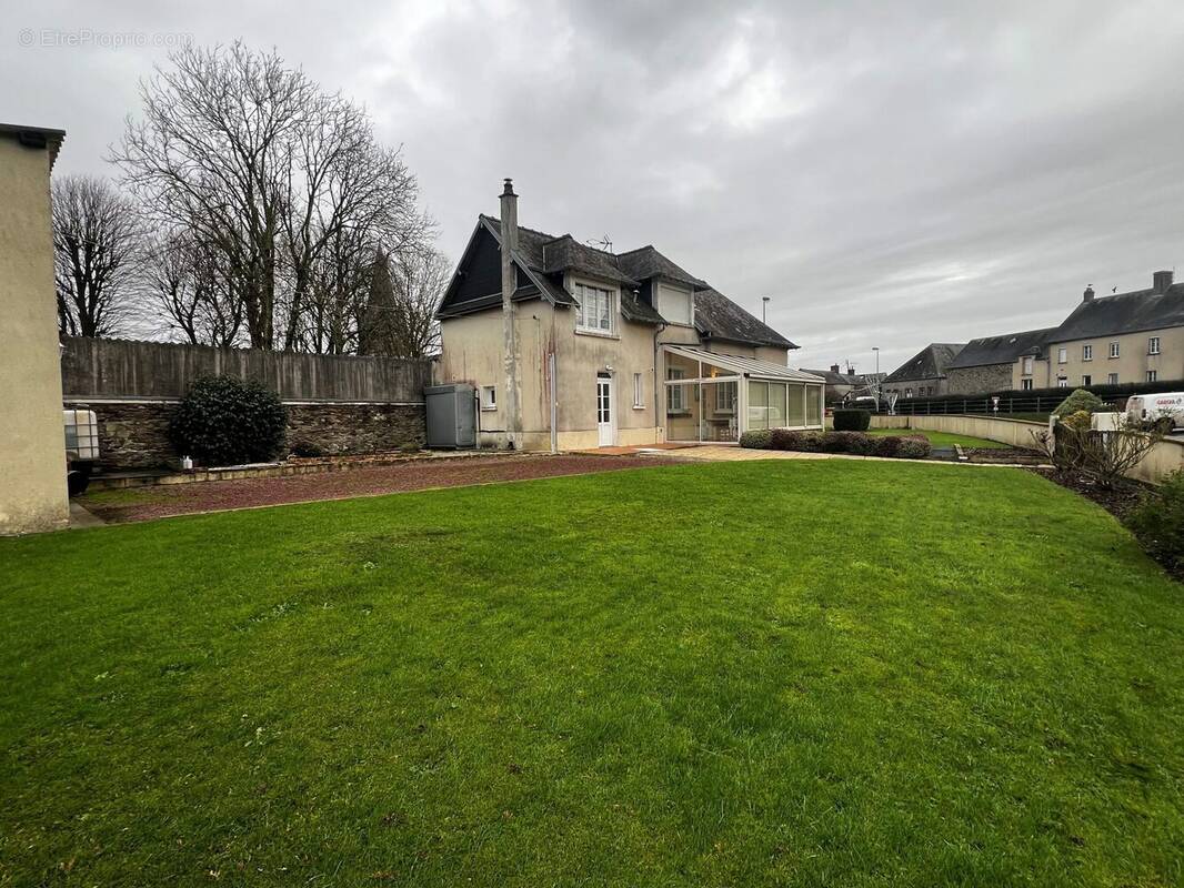 Maison à LE MOLAY-LITTRY