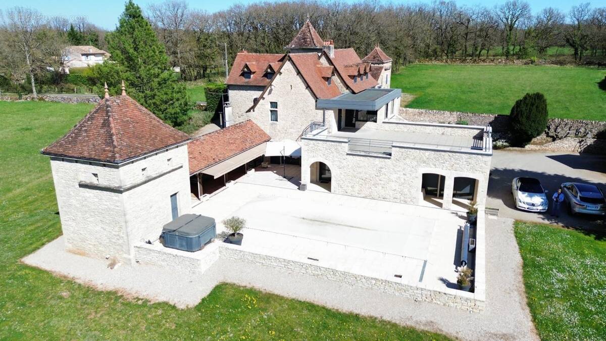 Maison à FIGEAC