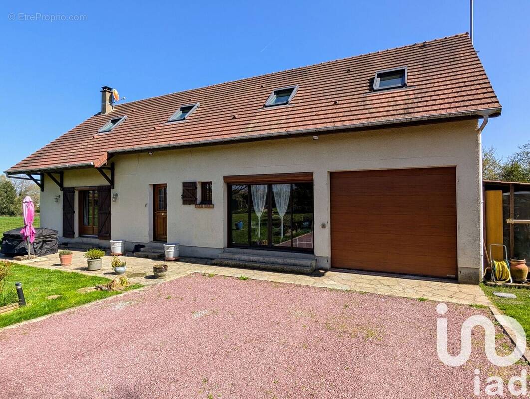 Photo 1 - Maison à NEUF-MARCHE