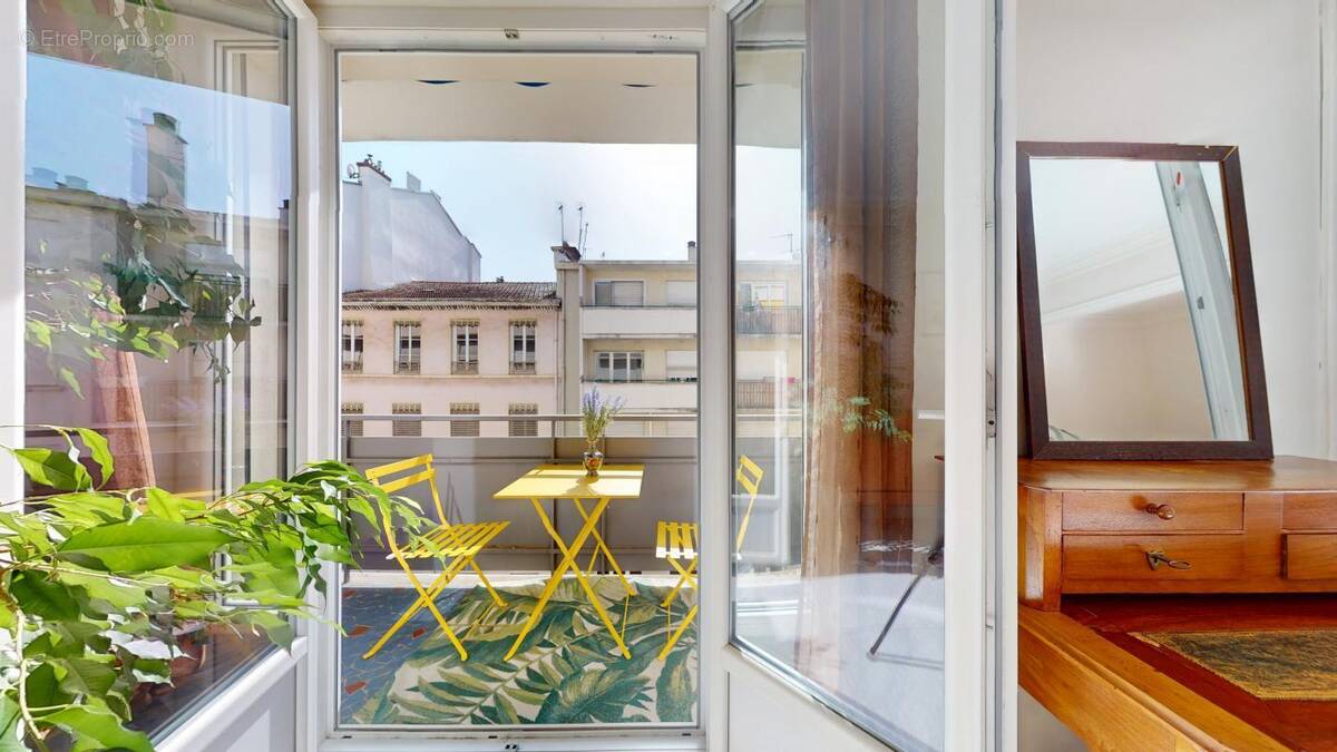 Appartement à LYON-6E