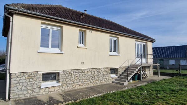 Maison à FORMERIE