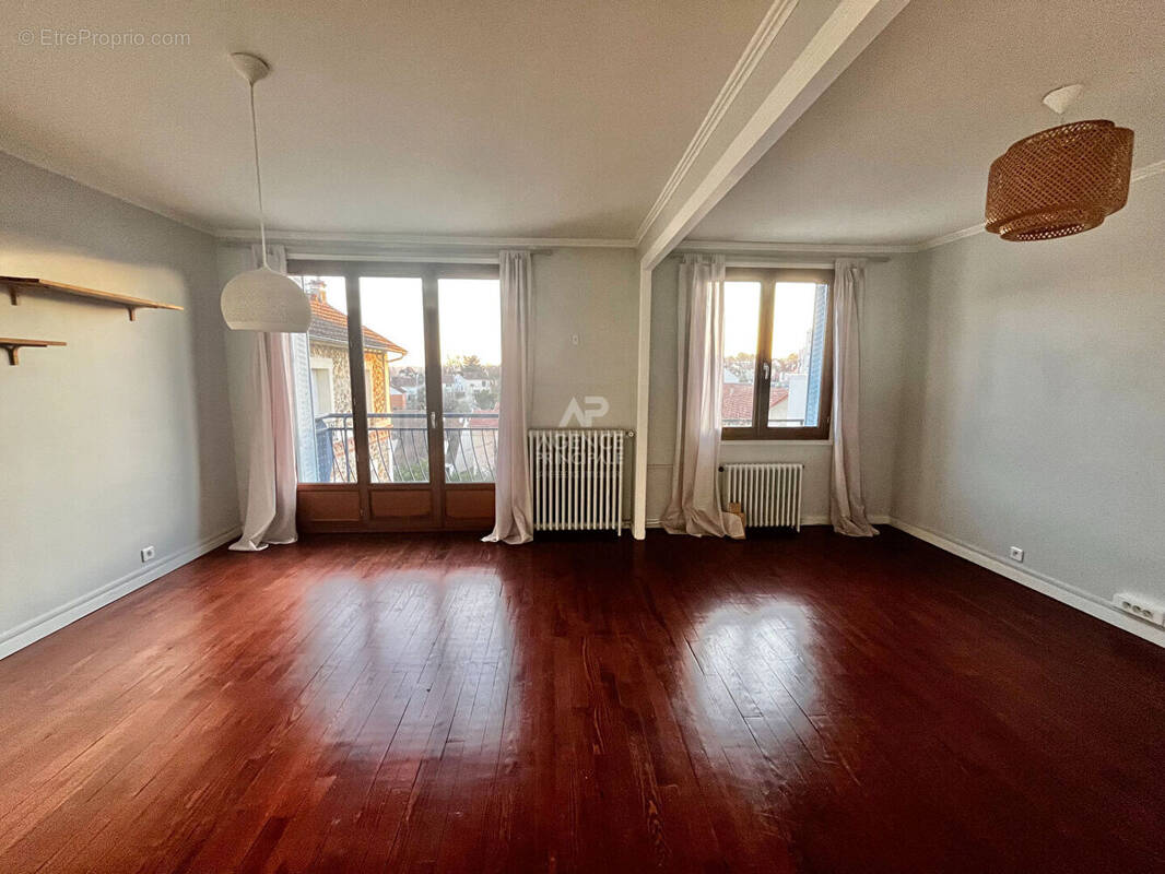 Appartement à MAISONS-LAFFITTE