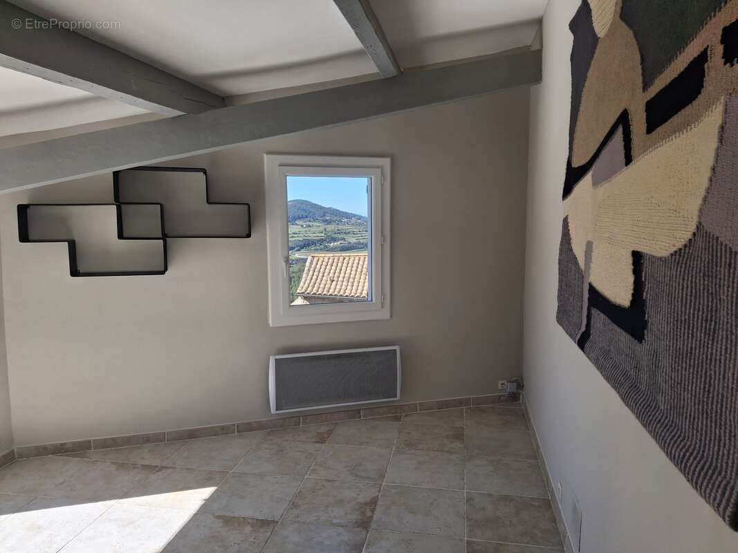 Appartement à LE CASTELLET