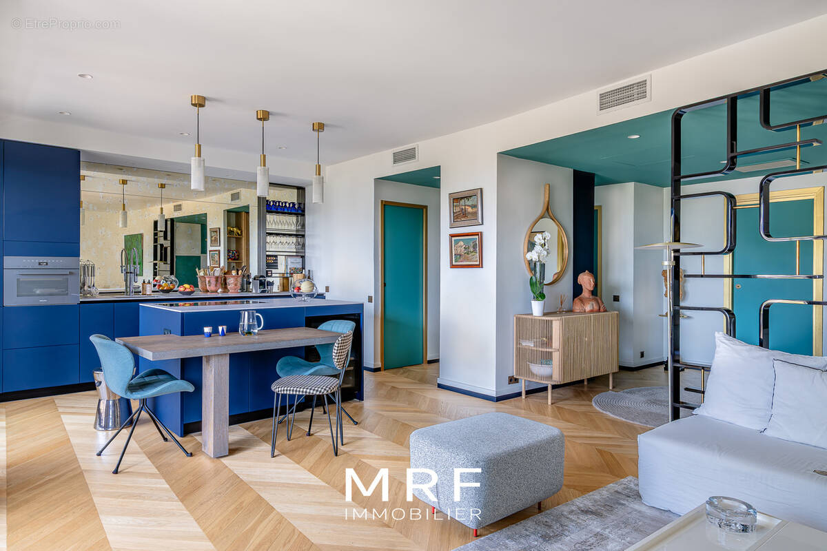 Appartement à MARSEILLE-8E