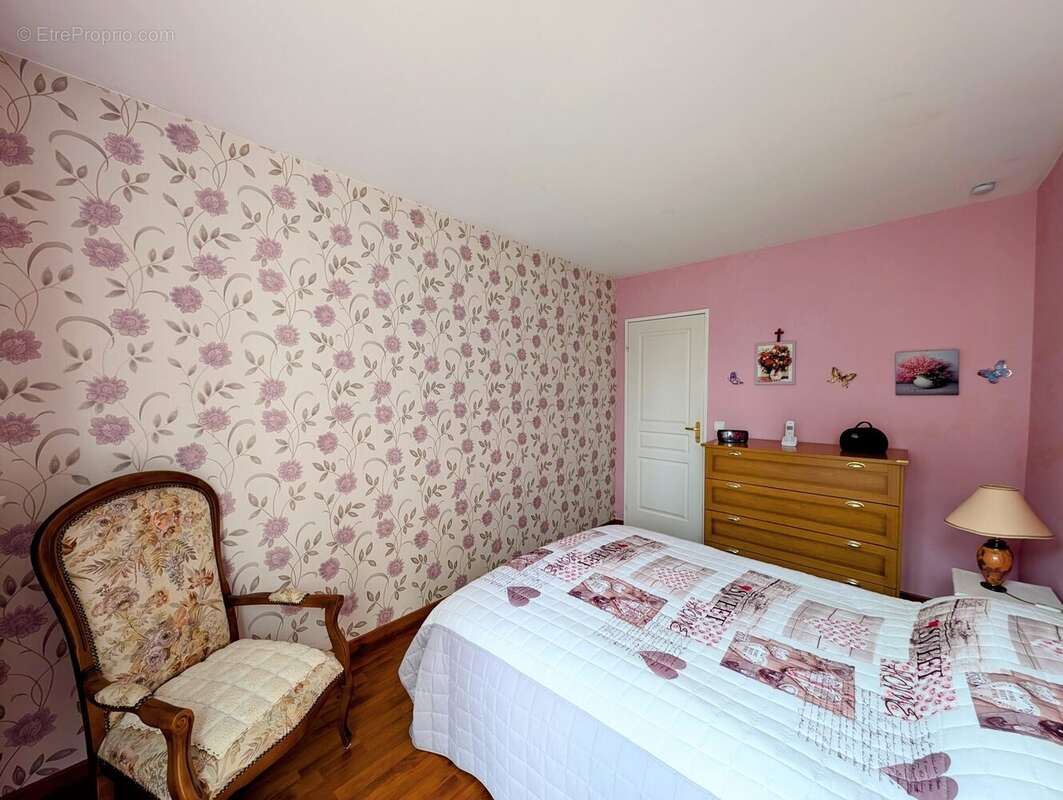 Appartement à ELANCOURT