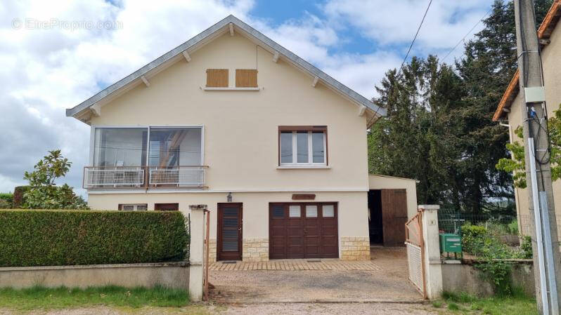 Maison à SAINT-MARTIN-D&#039;ESTREAUX