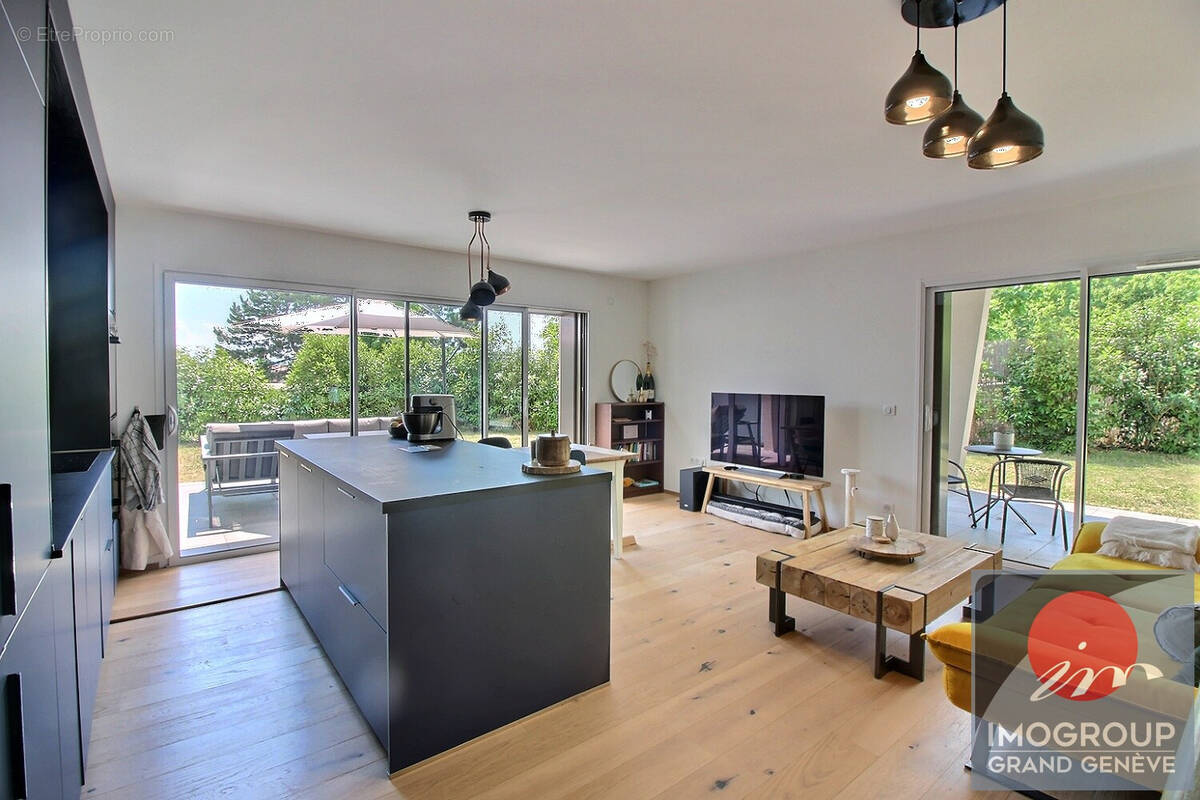 Appartement à DIVONNE-LES-BAINS
