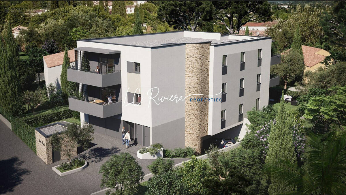 Appartement à FREJUS