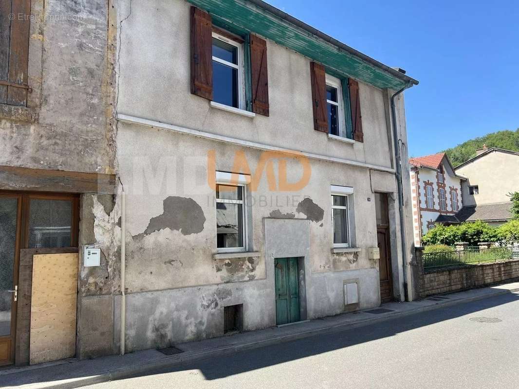 Maison à AUBIN
