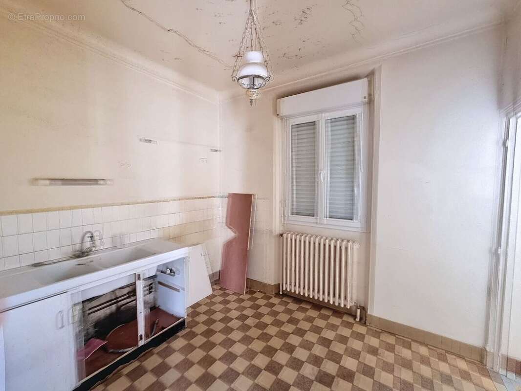 Maison à AMILLY