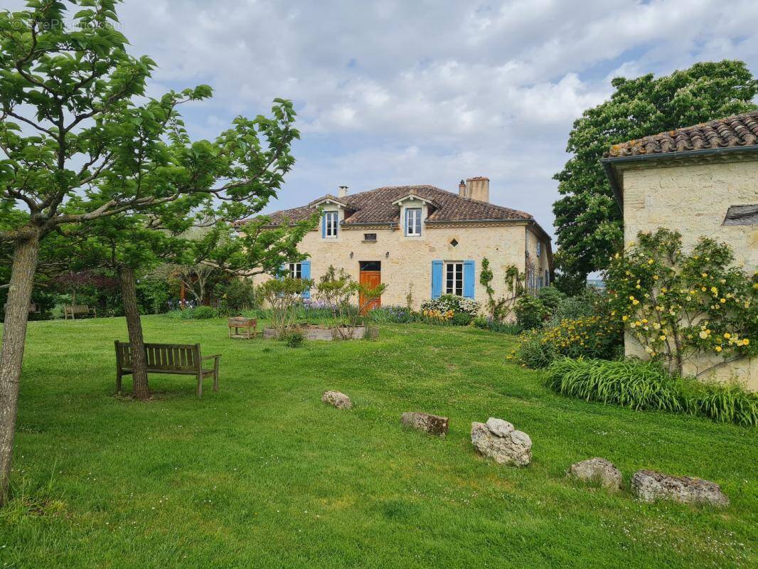 Maison à MIRADOUX