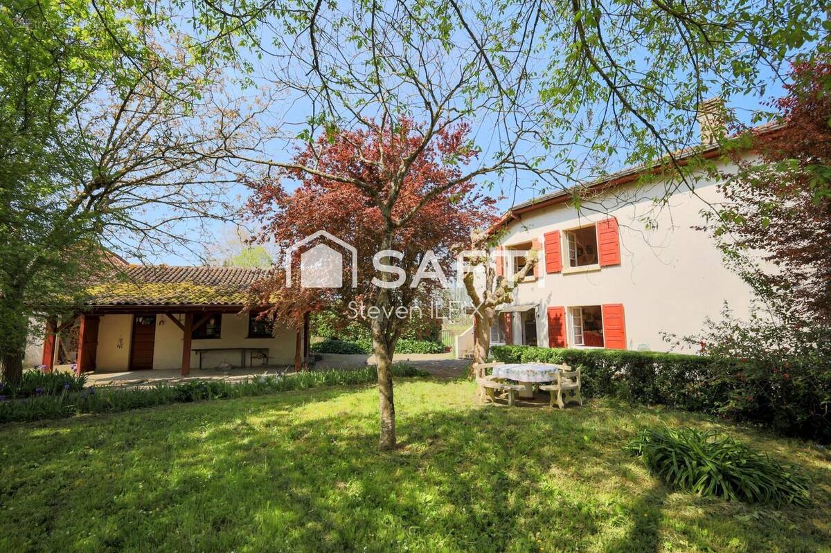 Photo 1 - Maison à SAUVETERRE-DE-BEARN