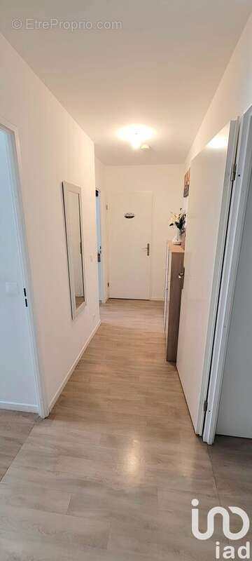 Photo 9 - Appartement à FLEURY-MEROGIS