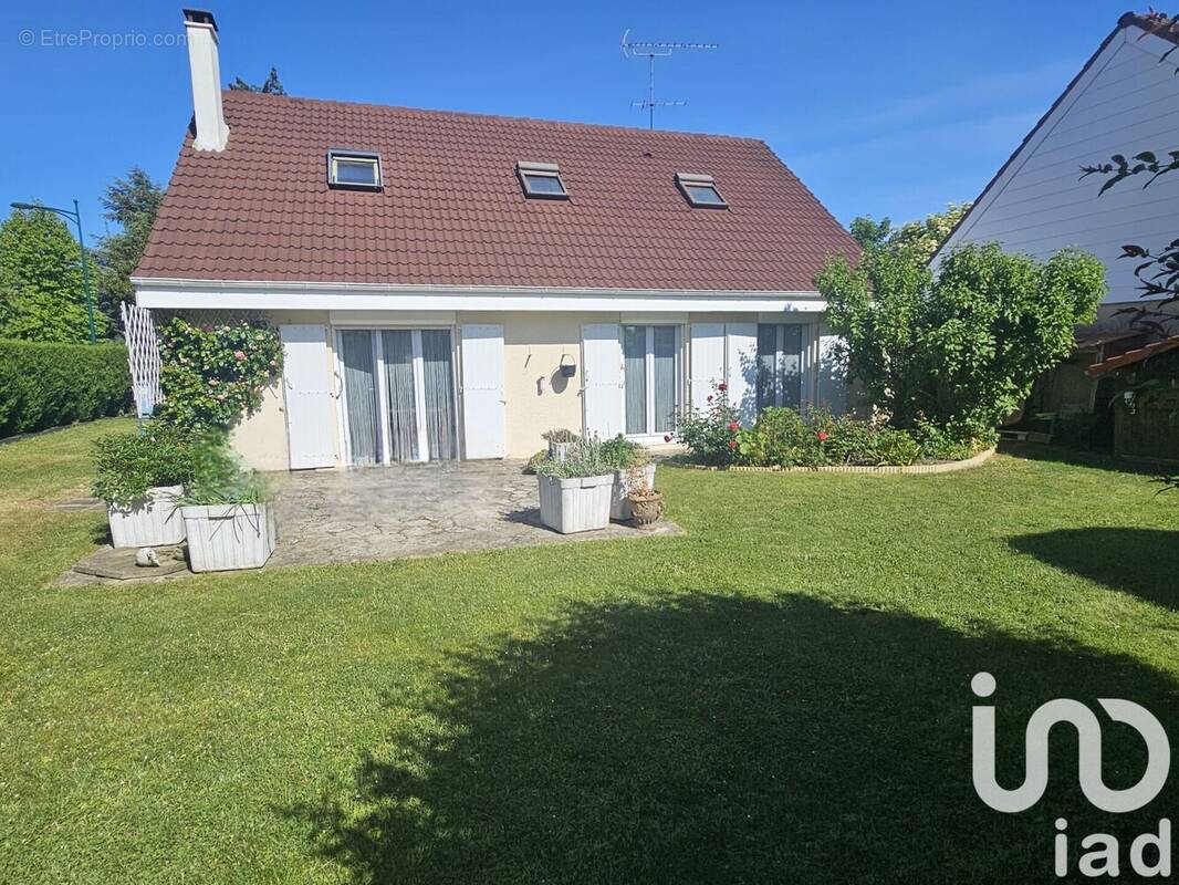 Photo 1 - Maison à LES ESSARTS-LE-ROI