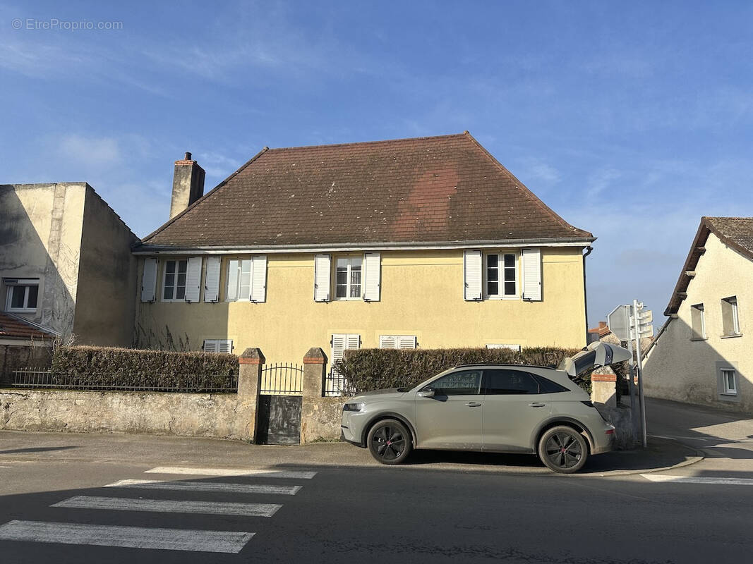 Maison à CHAMBILLY