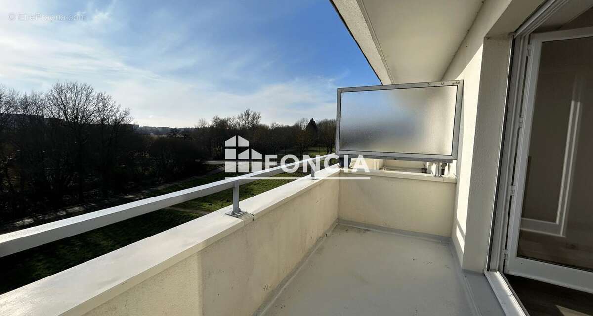 Appartement à SAINT-JACQUES-DE-LA-LANDE