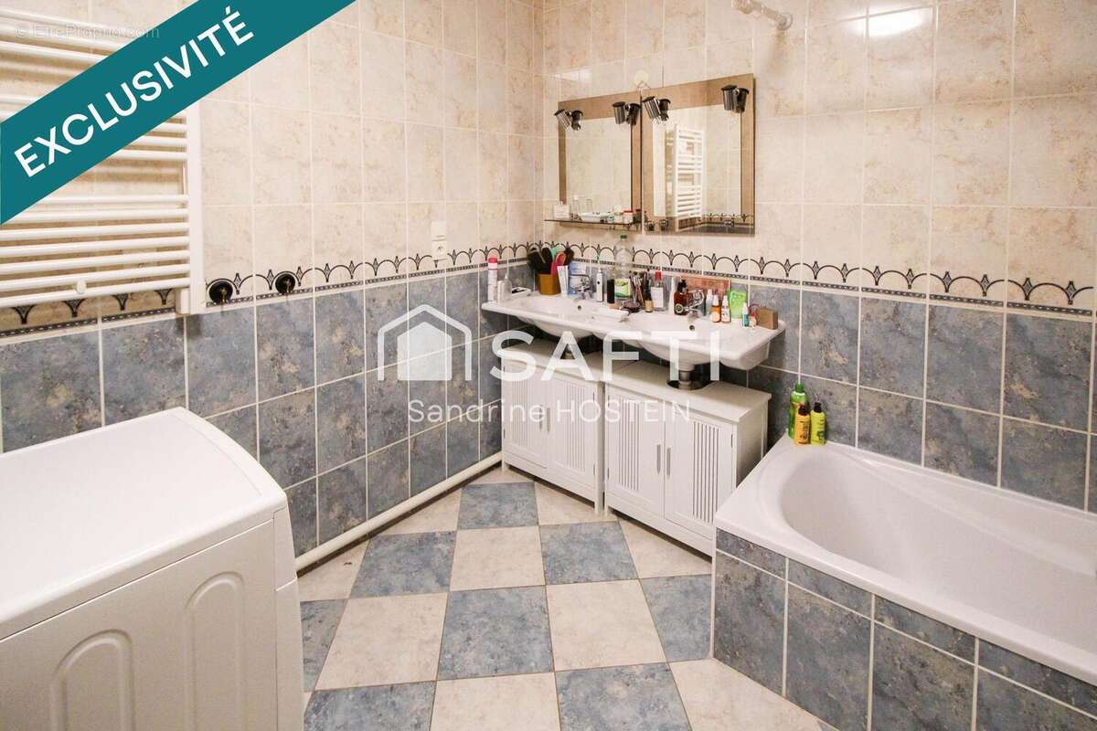 Photo 6 - Appartement à AUDUN-LE-TICHE