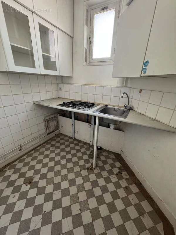 Appartement à PARIS-19E