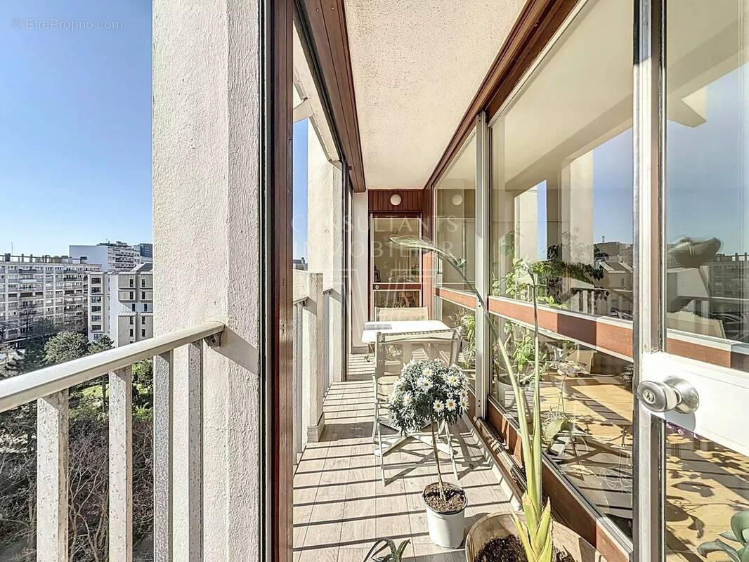 Appartement à PARIS-15E