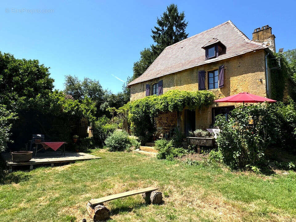 Maison à SAINT-POMPONT