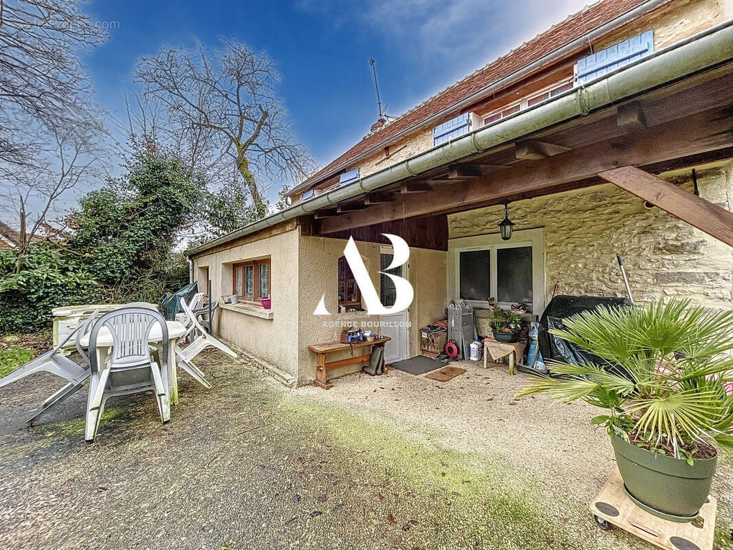 Maison à LES MARETS