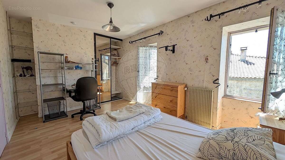 Maison à CHADENAC