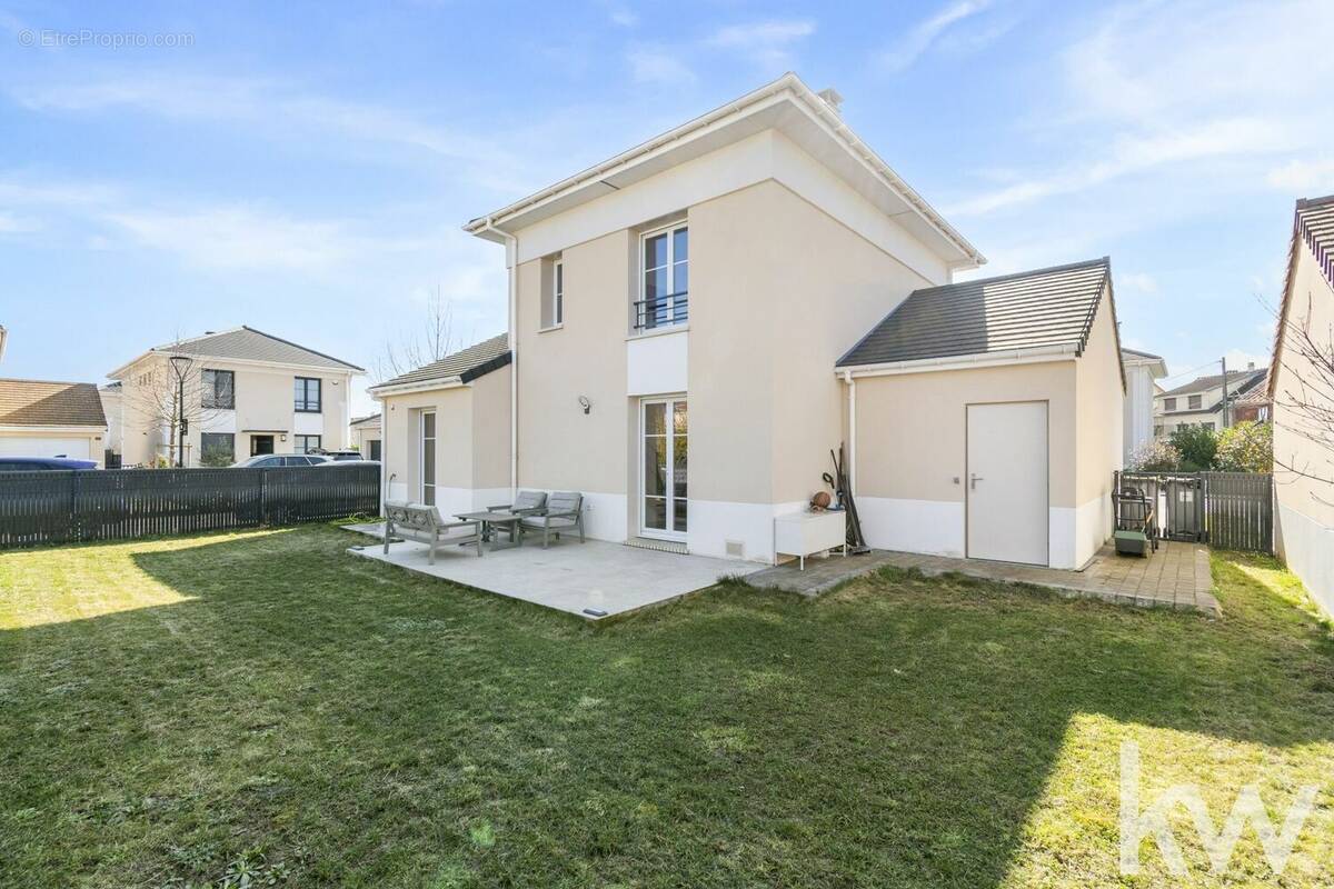 Maison à VILLEPREUX