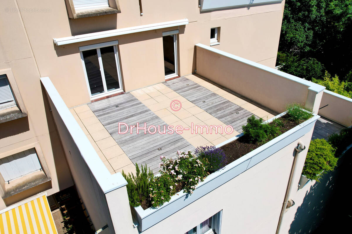 Appartement à DARDILLY