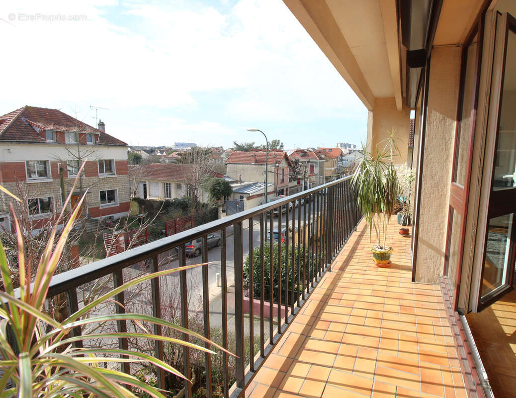 Appartement à SAINT-MAUR-DES-FOSSES