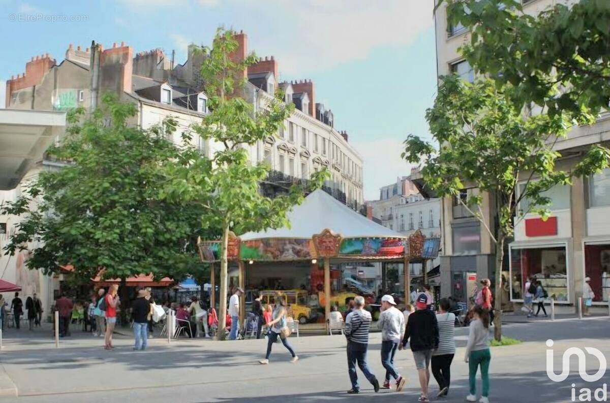 Photo 1 - Commerce à NANTES
