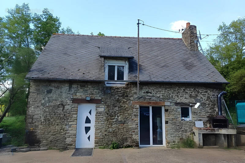 Maison à PIRE-SUR-SEICHE
