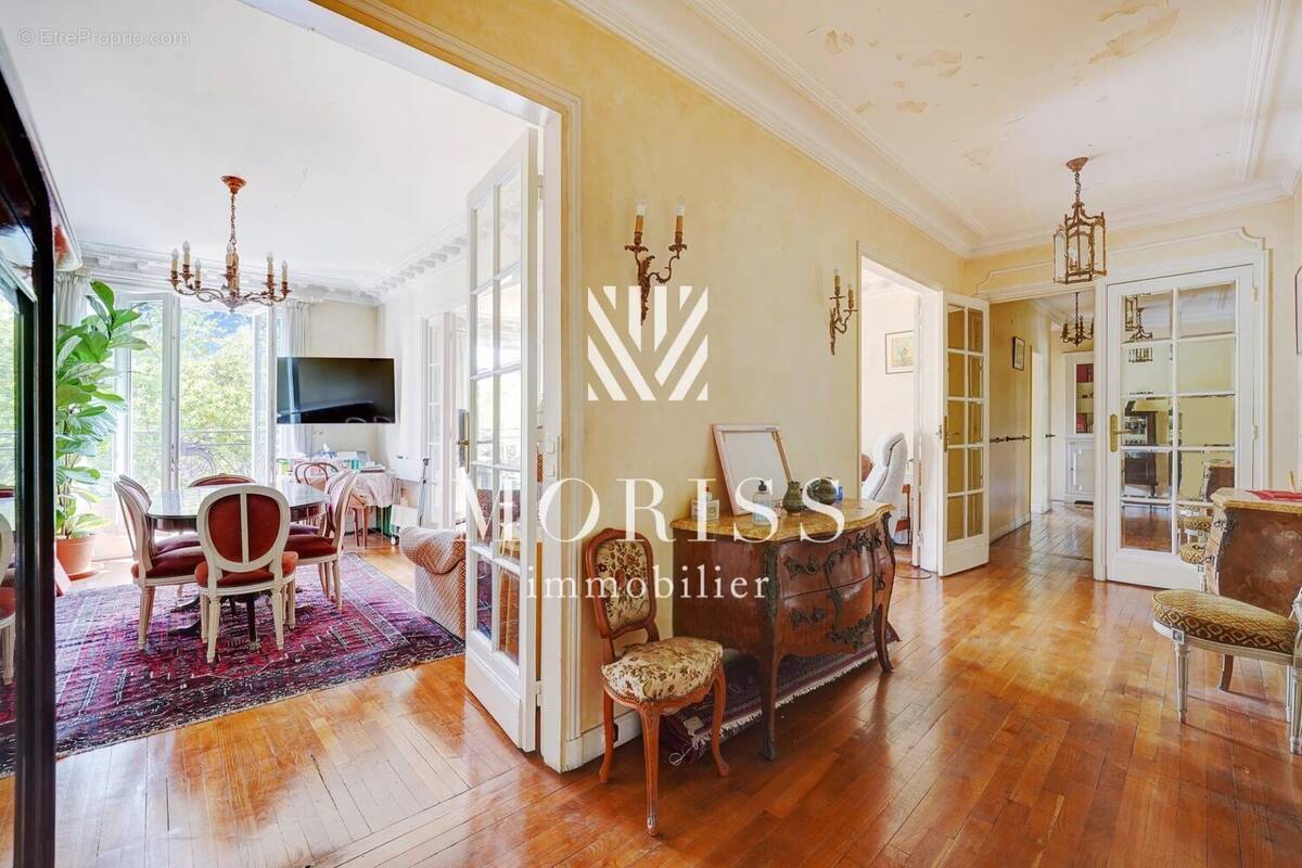 Appartement à PARIS-11E