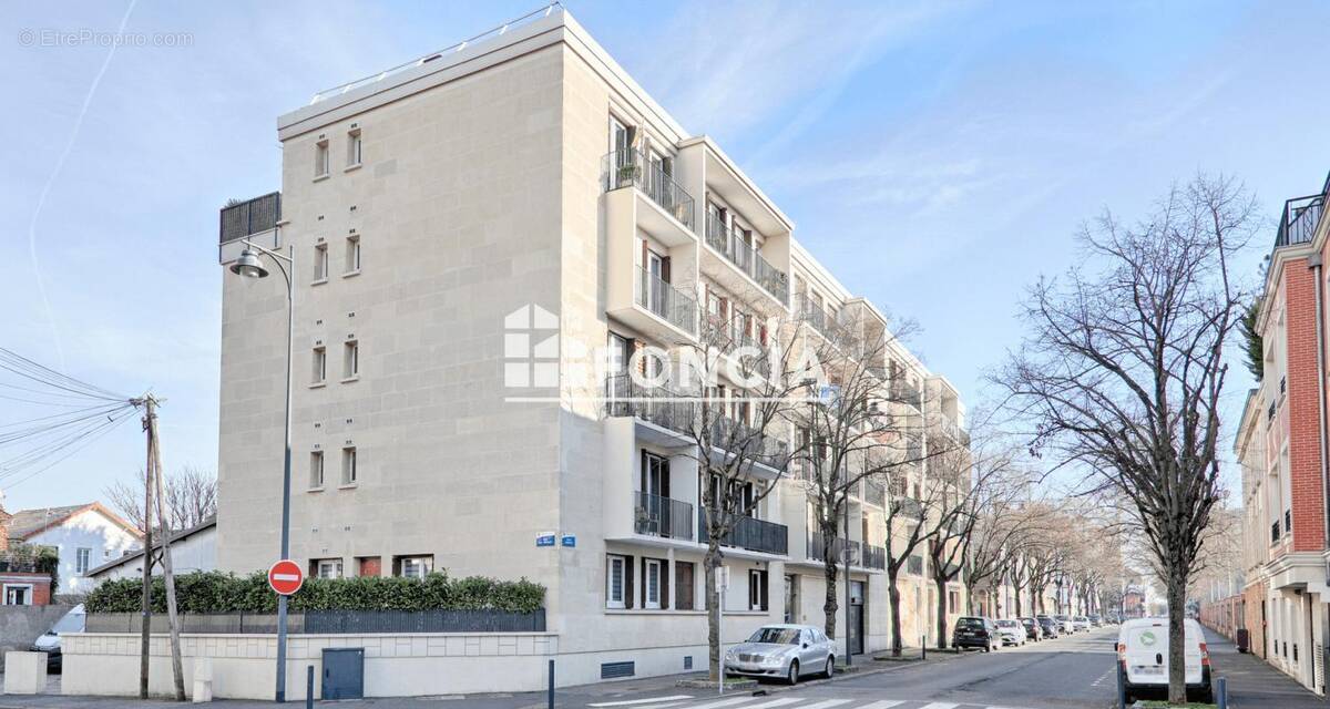 Appartement à MAISONS-ALFORT