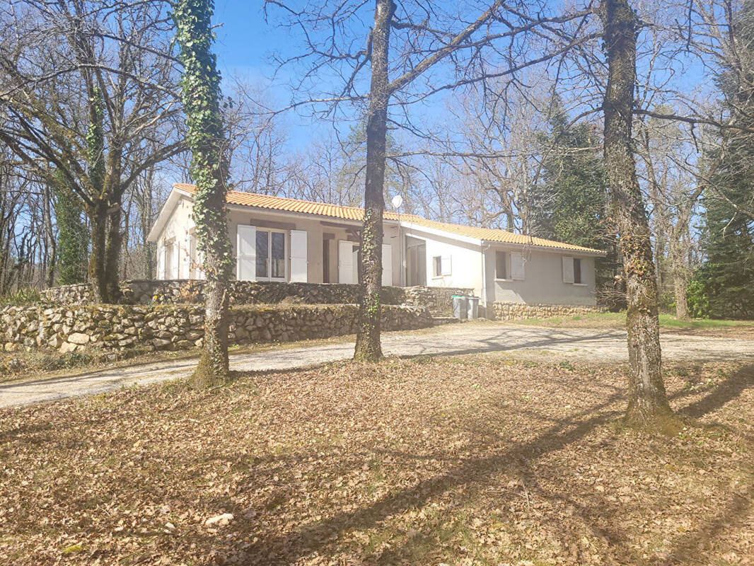 Maison à CHAZELLES