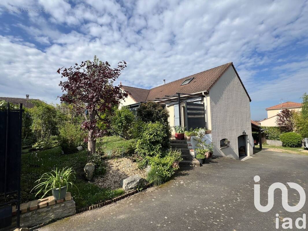 Photo 1 - Maison à NERIS-LES-BAINS