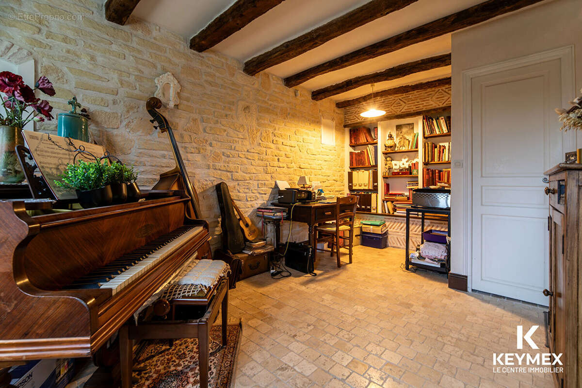 Maison à VIARMES