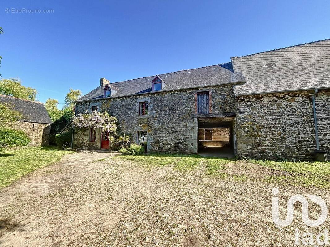 Photo 1 - Maison à SAINT-BRICE-EN-COGLES