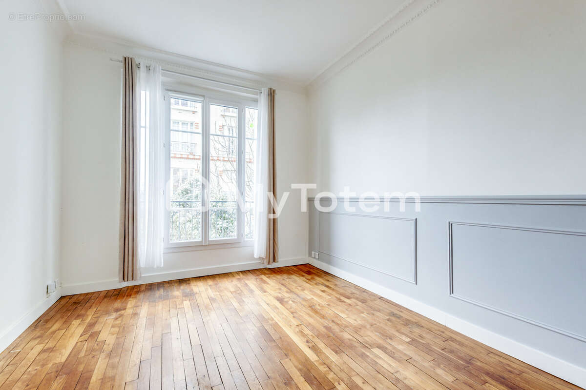 Appartement à ASNIERES-SUR-SEINE