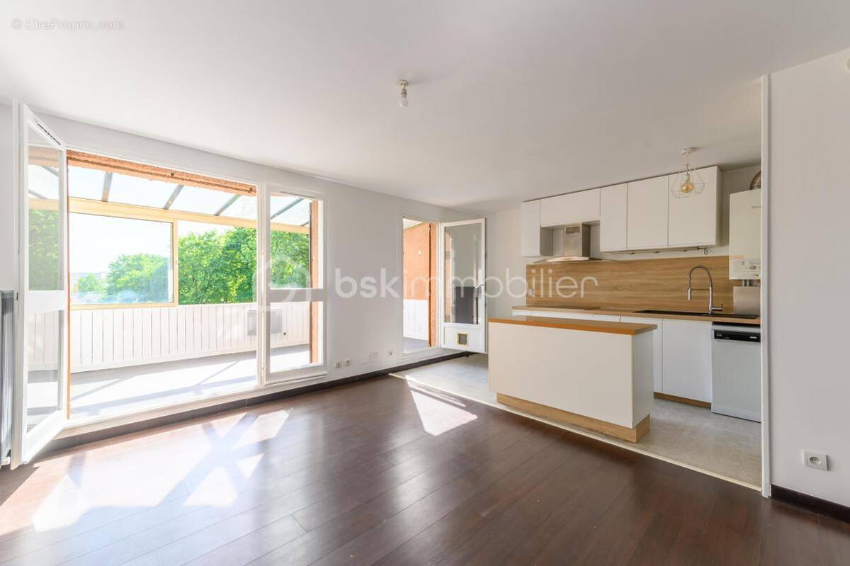 Appartement à CHAMPS-SUR-MARNE