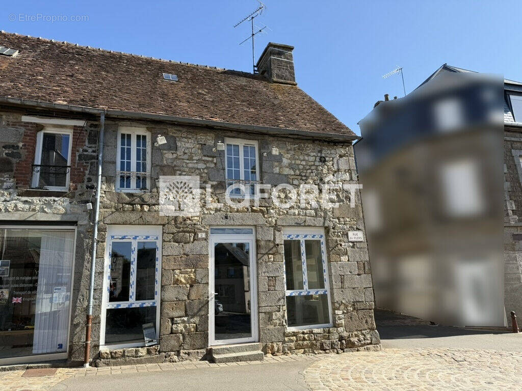 Maison à LA FERRIERE-AUX-ETANGS