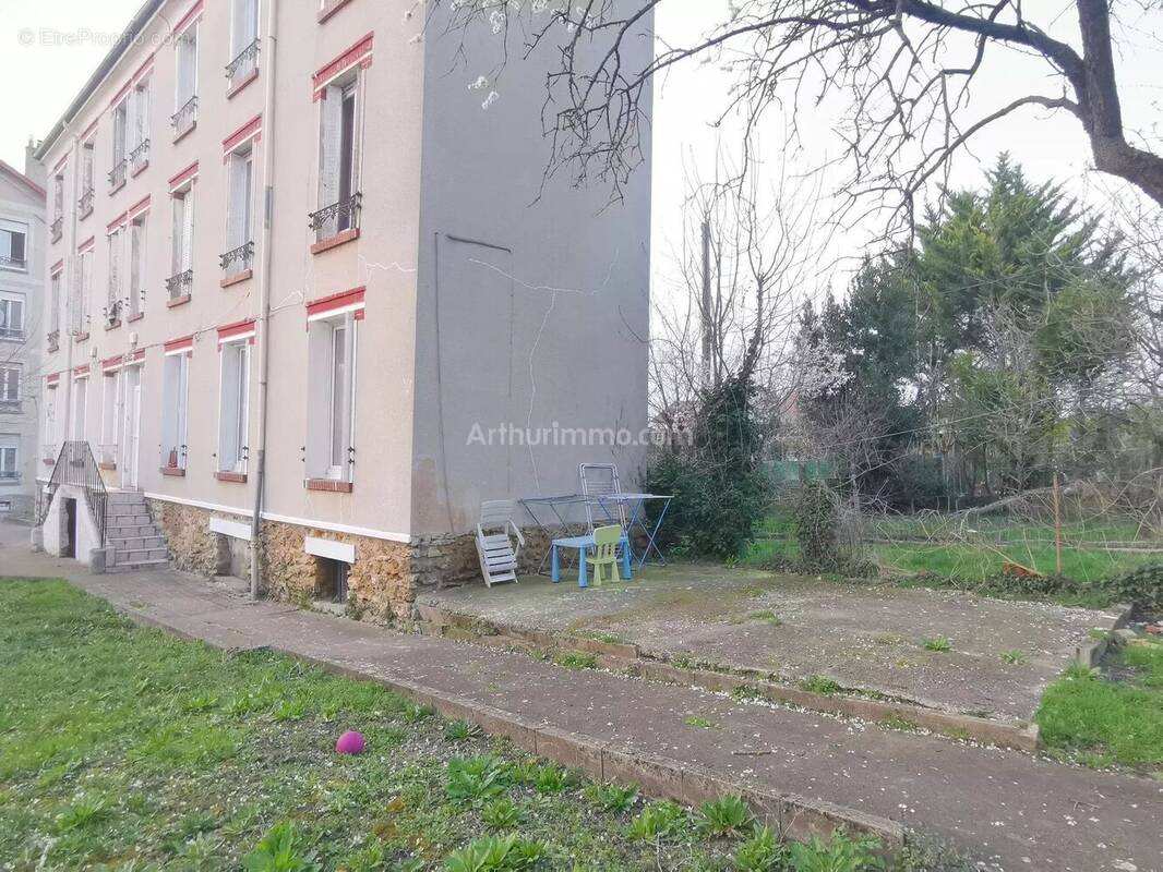 Appartement à VILLENEUVE-SAINT-GEORGES